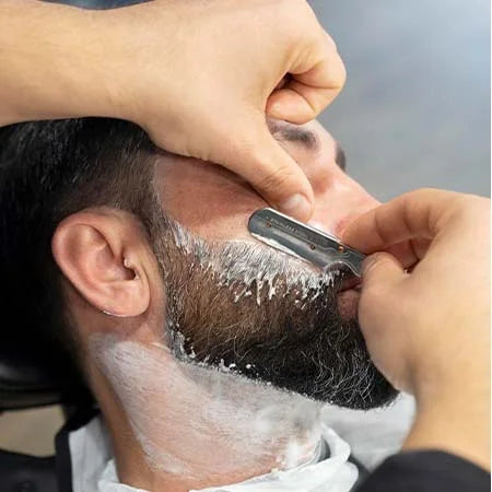 Safety Razors vs Disposable Razors vs Electric Shavers: What’s Best for Men?
