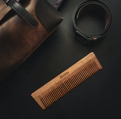 Metal vs. Wood vs. Plastic Combs: What’s the Difference?
